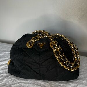 🐝SOLD🐝 Authentic Prada Black and Gold Quilted Shoulder Bag